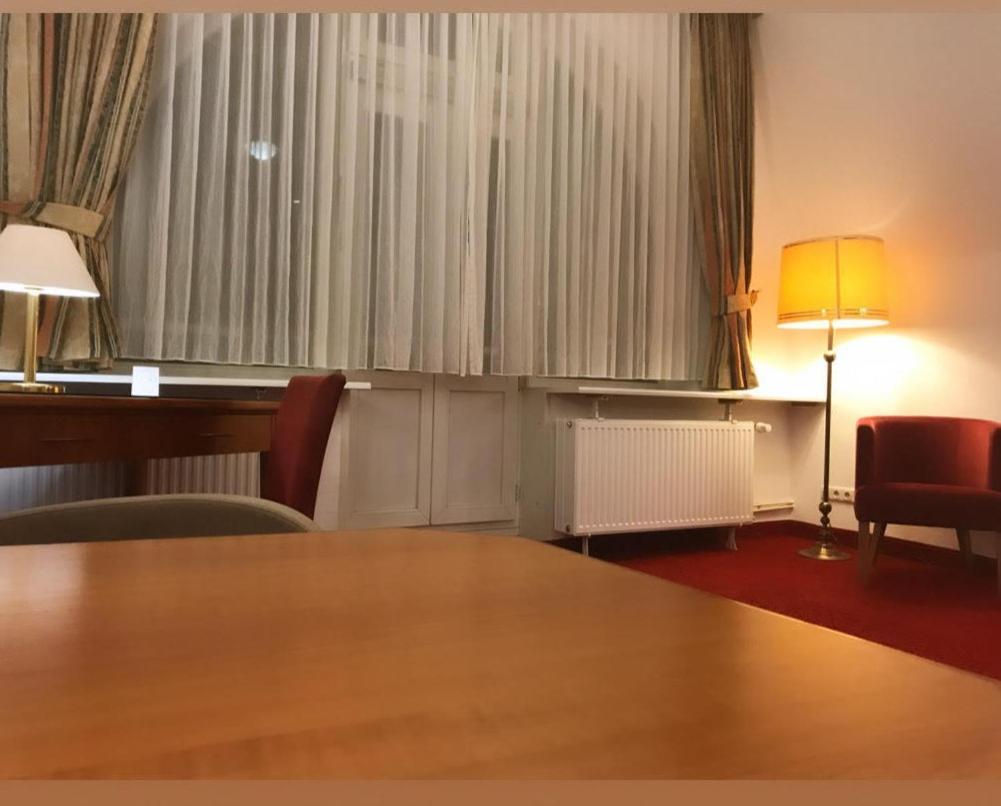 ליבק Hotel Kaiserhof Deluxe מראה חיצוני תמונה
